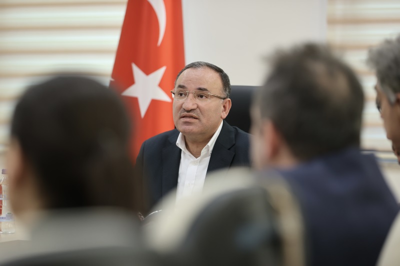 arda261713-02-20239-54-am